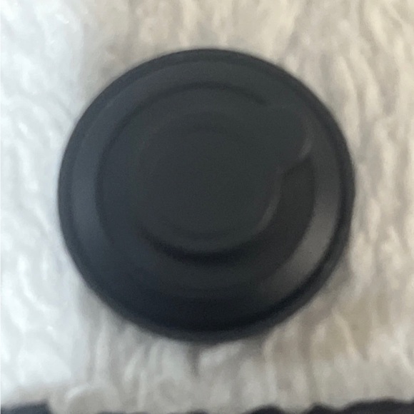 Sandmarc 25mm Macro Lens 10X Action Gear for iPhone/Android - Picture 2 of 5